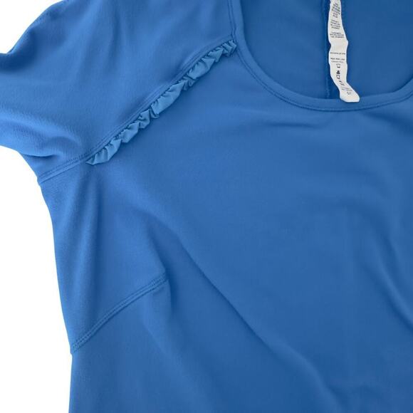 Lululemon Runder Under Long Sleeve Running Yoga Top in Beaming Blue (10) - Picture 12 of 13